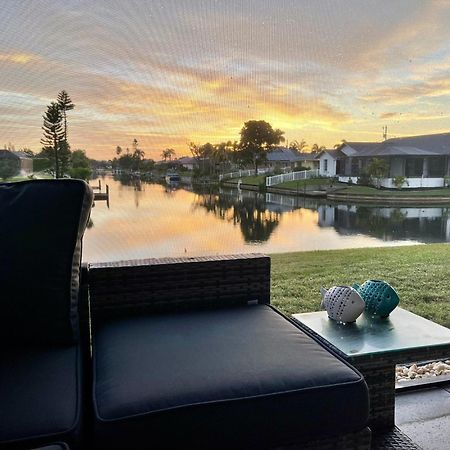 Serenity Waterfront Villa With King Suite, Private Pool, Great Lanai Enclosure And Long Water Views كيب كورال المظهر الخارجي الصورة
